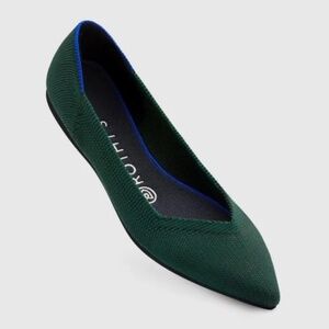 Rothy’s point flats Hunter Green Size 8